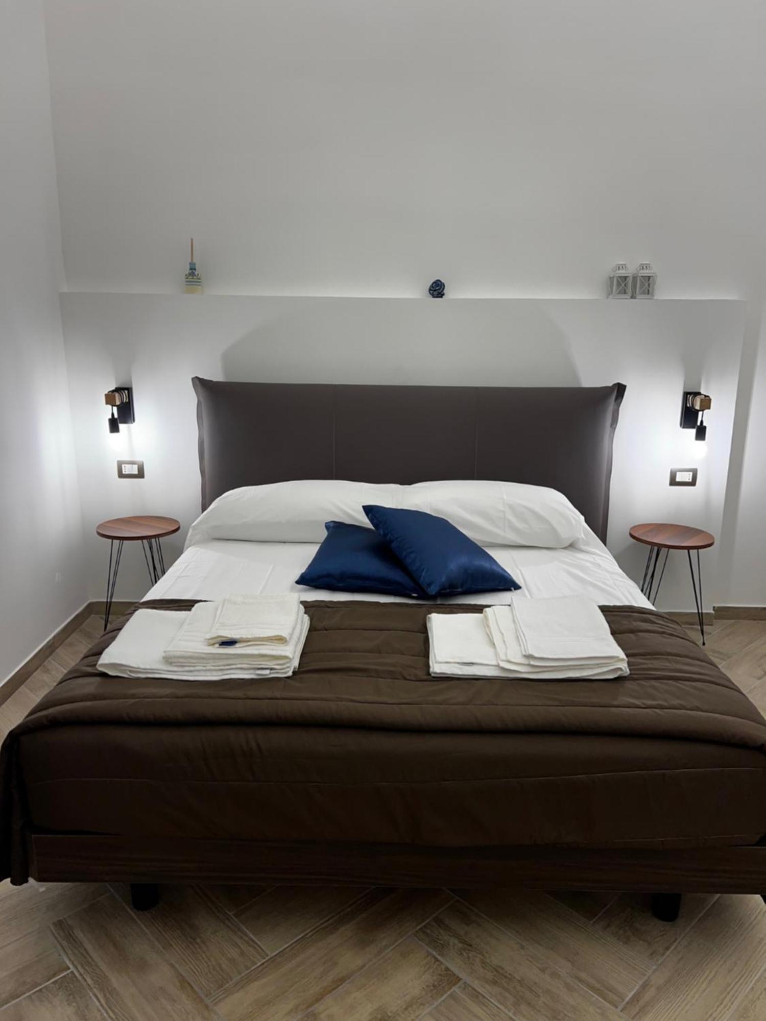Dimora Dei Decumani Bed & Breakfast Napoli Eksteriør bilde